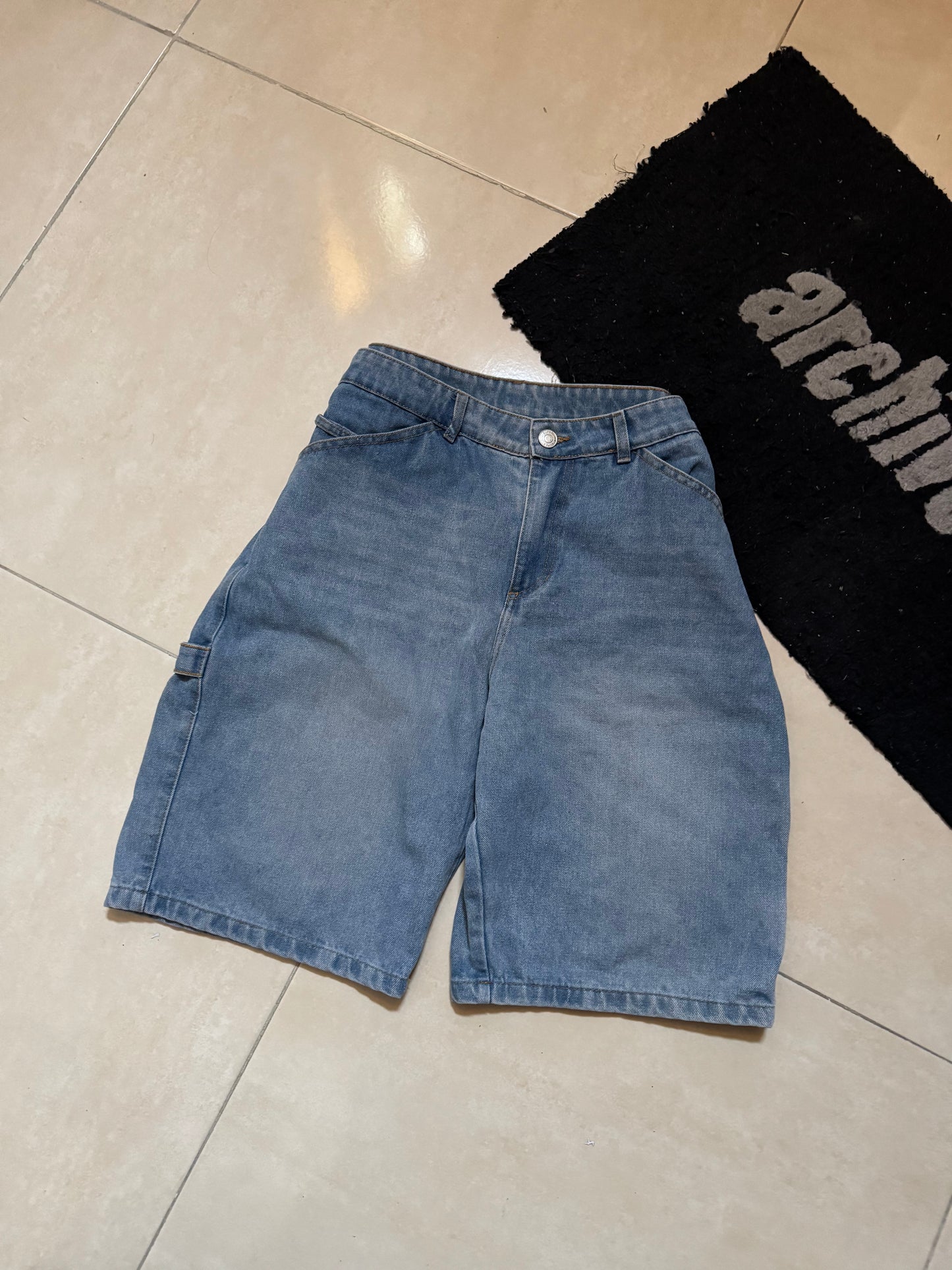 Baggy jort ( archived )