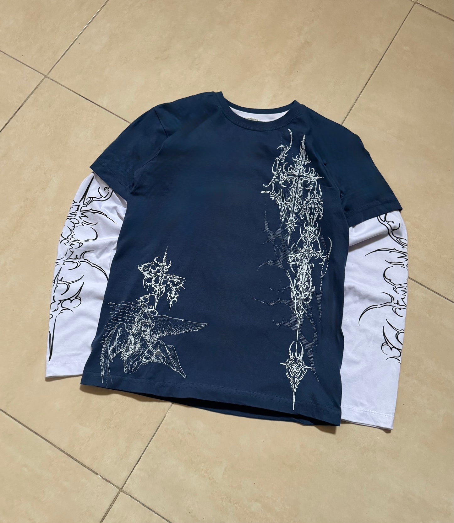 Long sleeve CHAO$