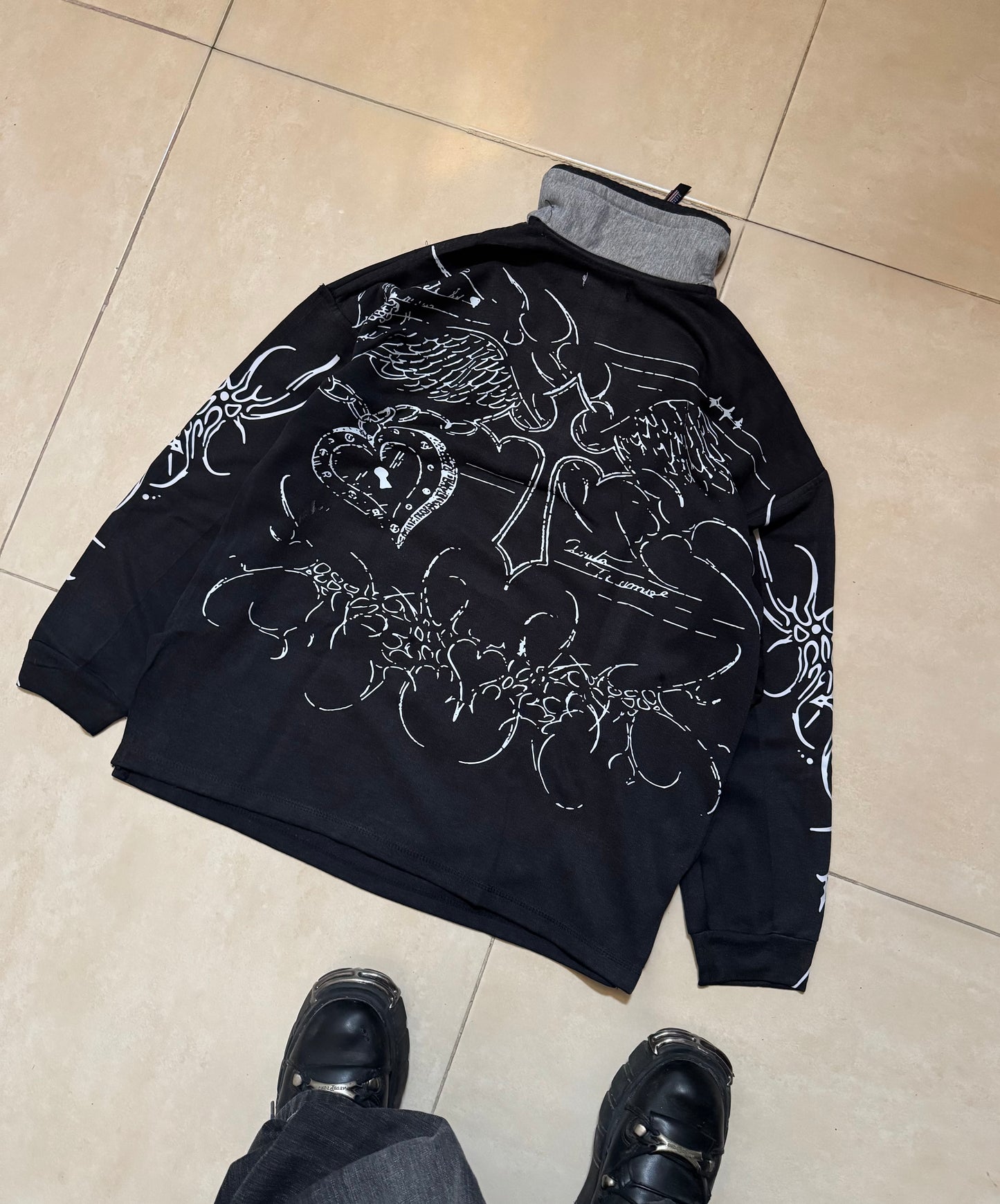 Crewneck CHAO$